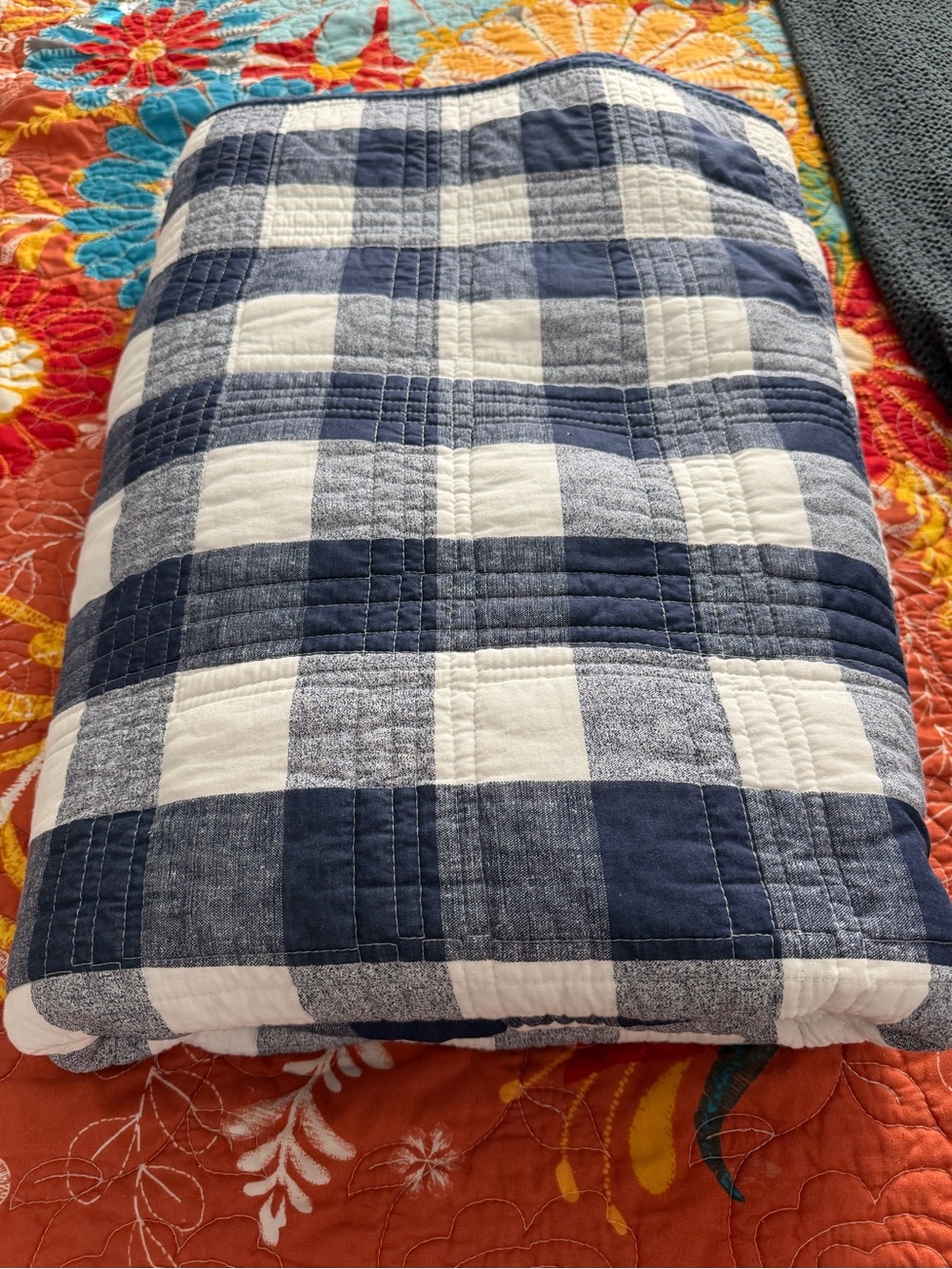 Eddie Bauer Eastmont Full/Queen Quilt Set Navy Plaid Reversible 90x90 - Picture 5 of 9